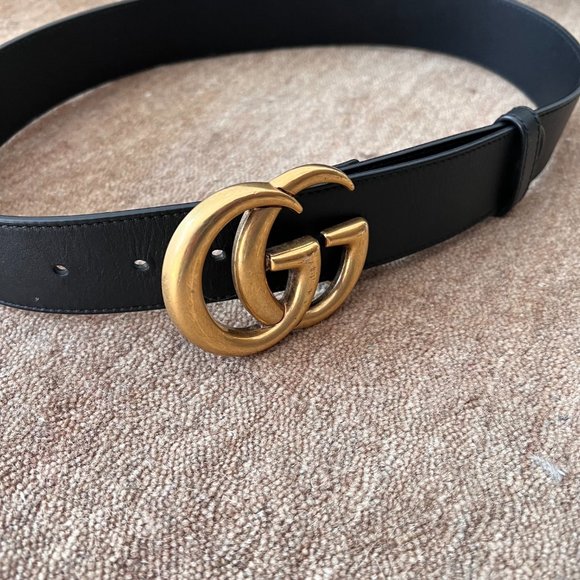 AUTH GUCCI Marmont leather belt with shiny buckle